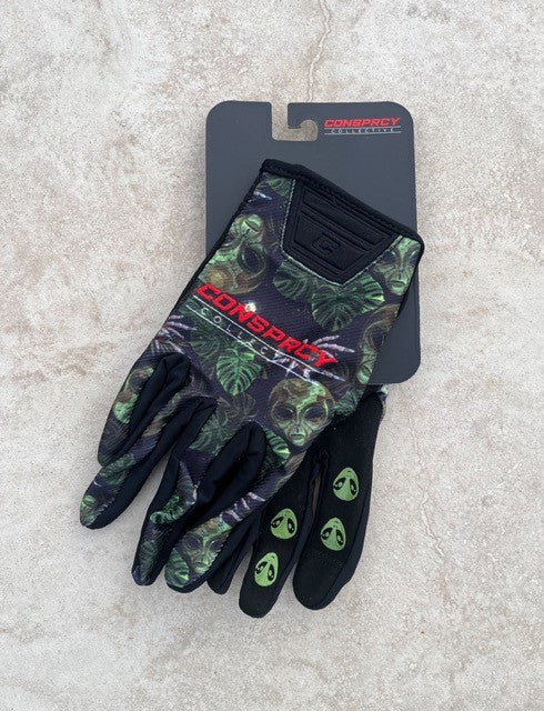 Alien Jungle Gloves
